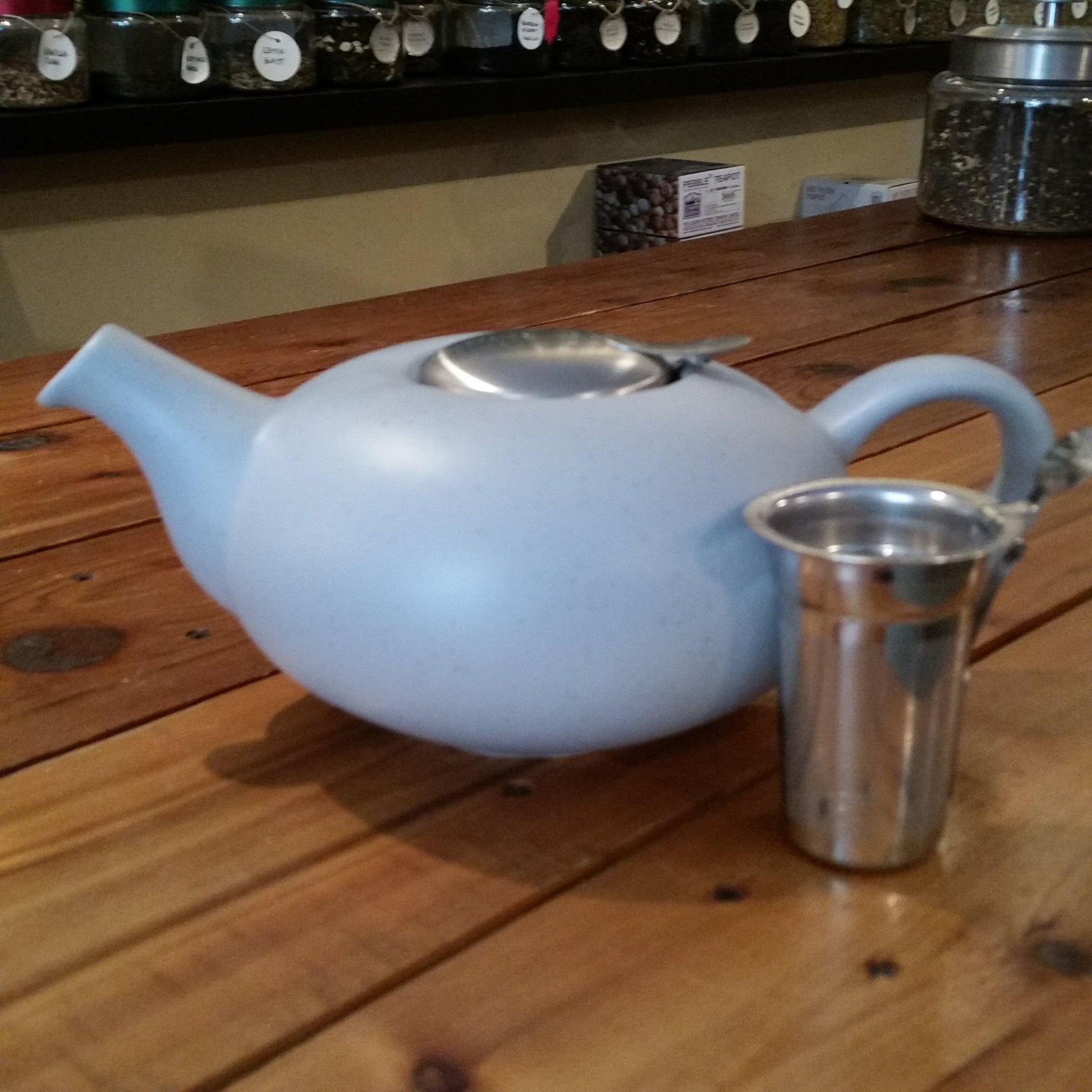 4 Cup Pebble Teapot - Blue Fleck, With Stainless Steel Infuser, London Pottery, No Drip, Loose Leaf Tea